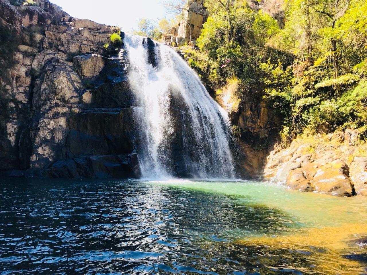 Pousada Cachoeira Do Lobo 贝洛哈里桑塔 外观 照片